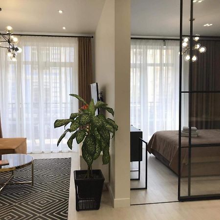 *Luxury Apartment In The City Center* Kiev Bagian luar foto