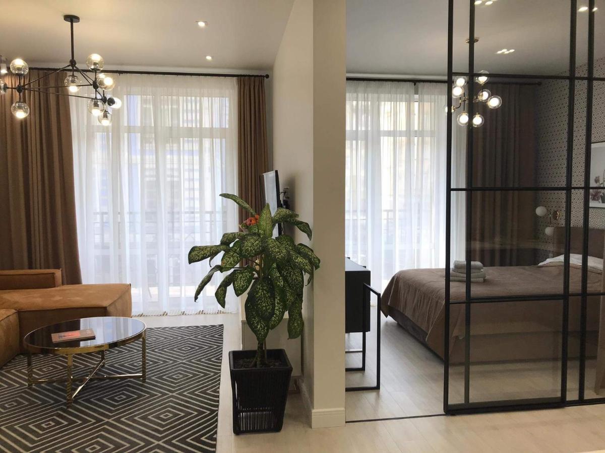 *Luxury Apartment In The City Center* Kiev Bagian luar foto