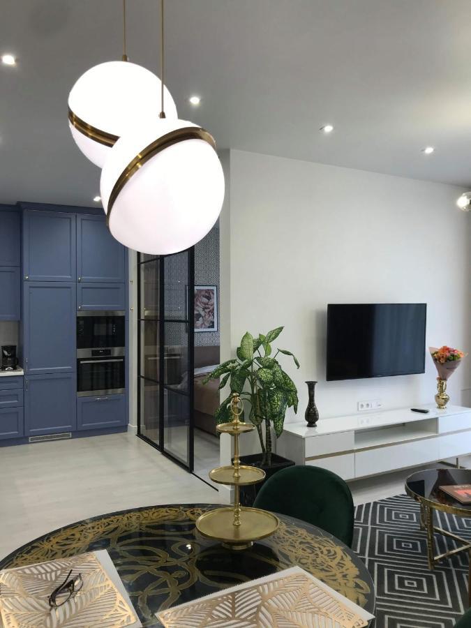 *Luxury Apartment In The City Center* Kiev Bagian luar foto
