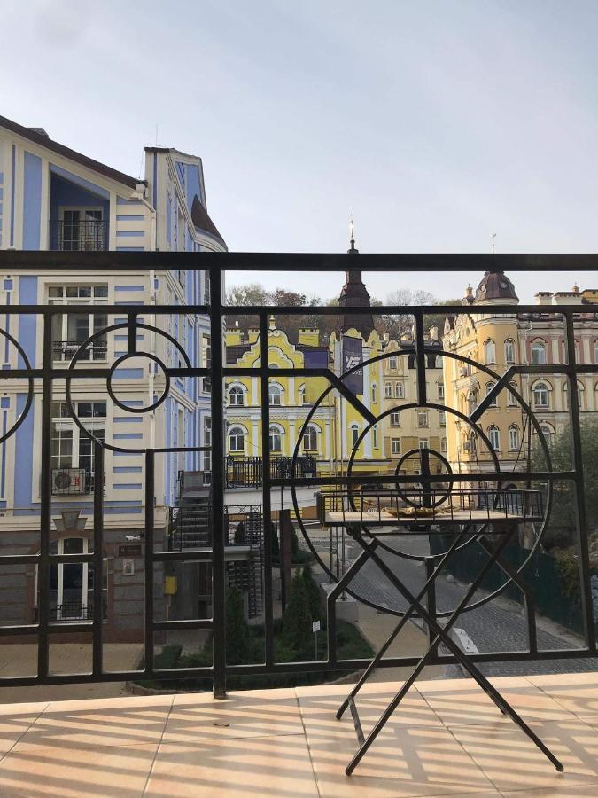 *Luxury Apartment In The City Center* Kiev Bagian luar foto